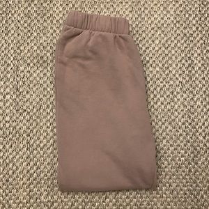 Hollister ultra high-rise women’s dad joggers